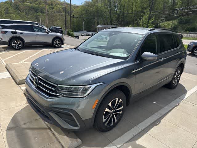 Thumbnail: 2023 Volkswagen Tiguan - 1