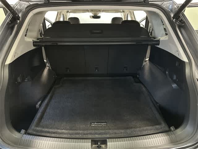 Thumbnail: 2022 Volkswagen Tiguan - 26