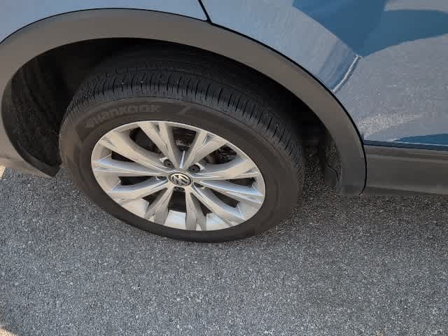 2019 Volkswagen Tiguan S 10