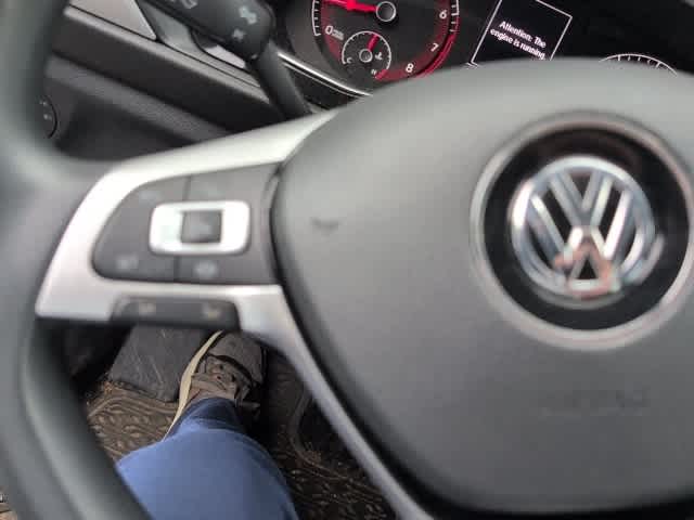 Thumbnail: 2021 Volkswagen Jetta - 17