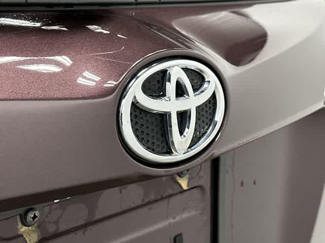 Thumbnail: 2016 Toyota RAV4 - 25