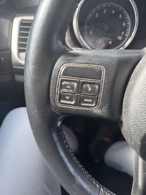 Thumbnail: 2012 Jeep Grand Cherokee - 16