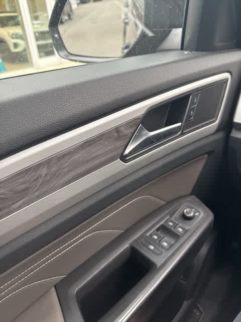 Thumbnail: 2022 Volkswagen Atlas - 18