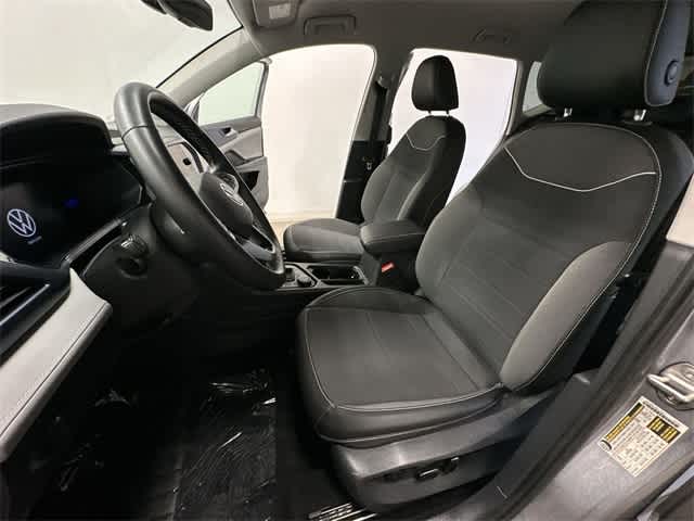 Thumbnail: 2023 Volkswagen Taos - 16