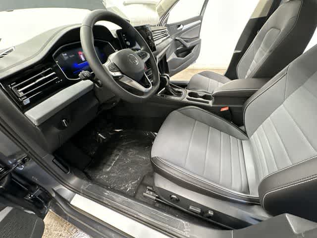 Thumbnail: 2026 Volkswagen Jetta - 17