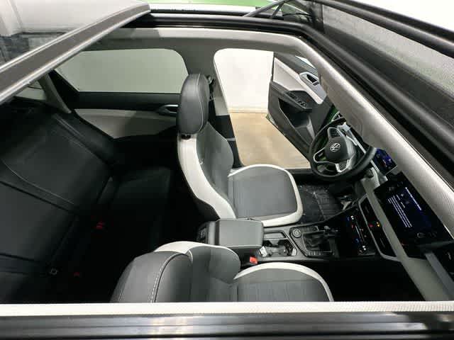 Thumbnail: 2026 Volkswagen Taos - 6