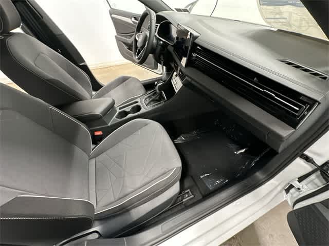 Thumbnail: 2026 Volkswagen Jetta - 19