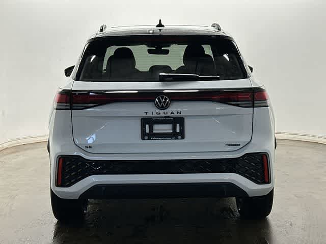 Thumbnail: 2026 Volkswagen Tiguan - 4