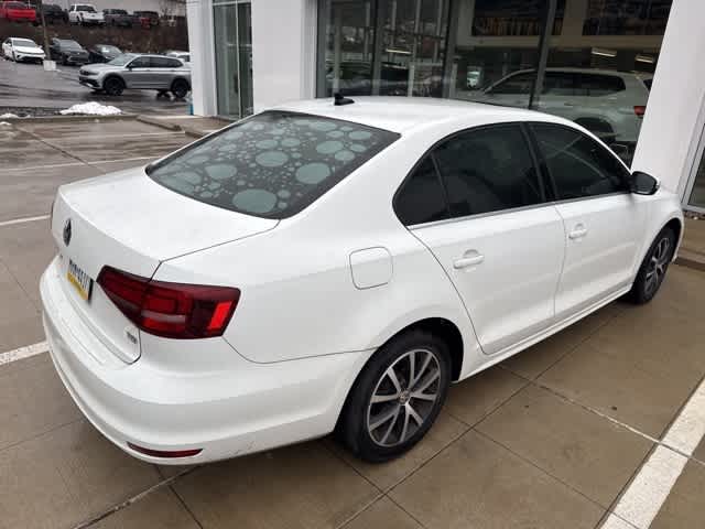 Thumbnail: 2017 Volkswagen Jetta - 6