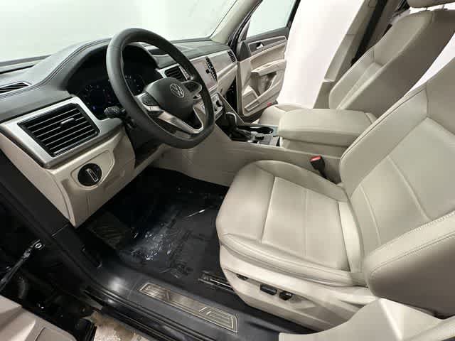 Thumbnail: 2023 Volkswagen Atlas - 16