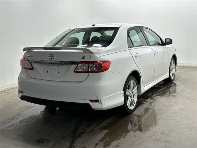 Thumbnail: 2013 Toyota Corolla - 29