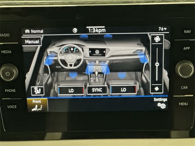 Thumbnail: 2025 Volkswagen Taos - 16