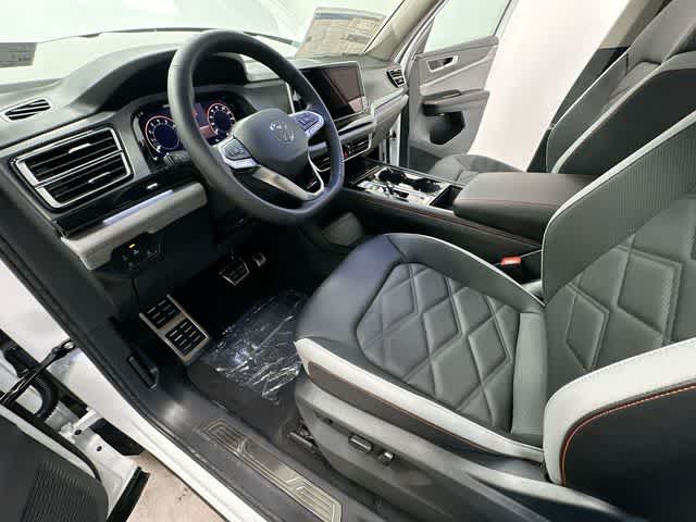 Thumbnail: 2026 Volkswagen Atlas - 16