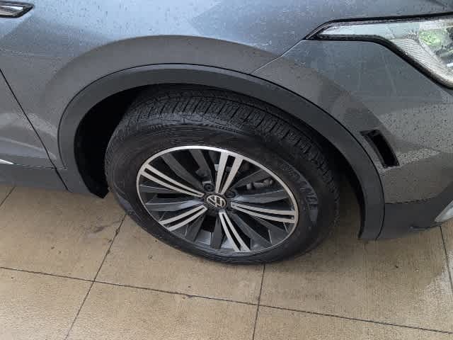 Thumbnail: 2024 Volkswagen Tiguan - 8