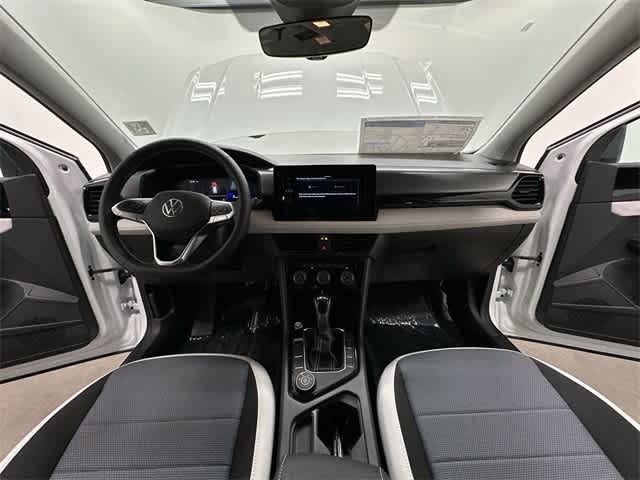 Thumbnail: 2025 Volkswagen Taos - 18