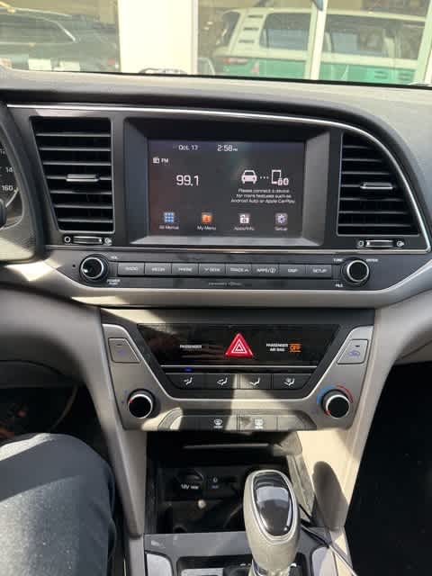 Thumbnail: 2018 Hyundai Elantra - 18