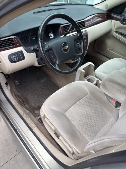 Thumbnail: 2011 Chevrolet Impala - 10