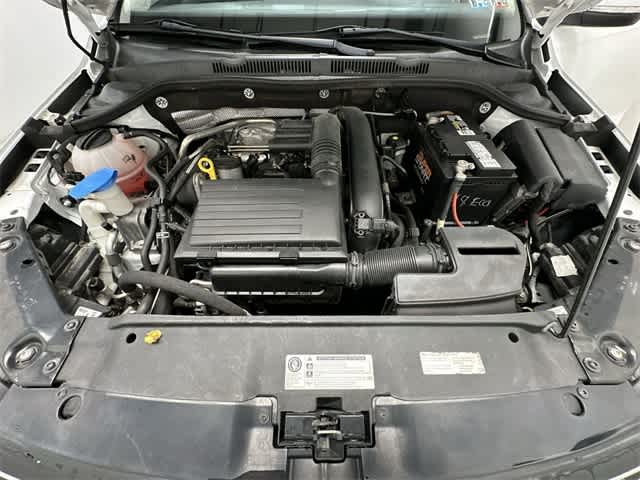 Thumbnail: 2017 Volkswagen Jetta - 26