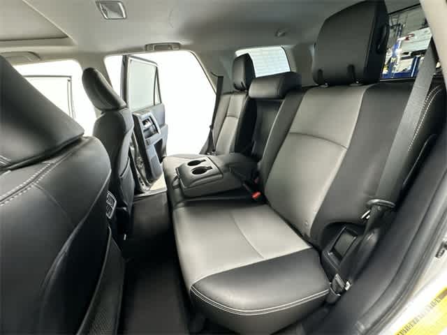 2019 Toyota 4Runner SR5 19