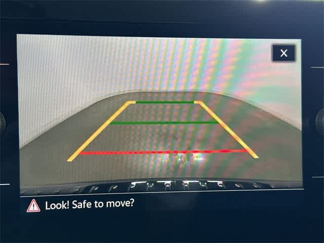 Thumbnail: 2025 Volkswagen Taos - 15