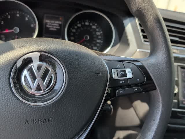 2019 Volkswagen Tiguan S 19