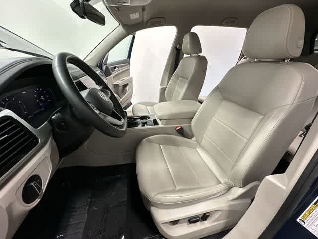 Thumbnail: 2023 Volkswagen Atlas - 17