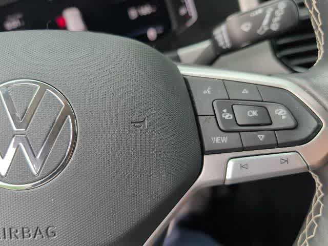 Thumbnail: 2023 Volkswagen Atlas - 16