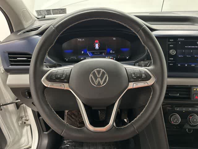 Thumbnail: 2023 Volkswagen Taos - 8