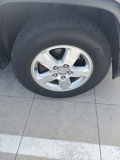 Thumbnail: 2012 Jeep Grand Cherokee - 4