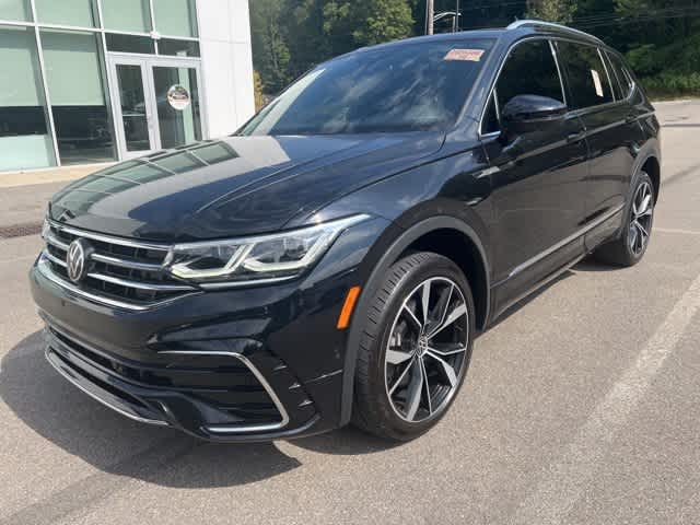 Thumbnail: 2022 Volkswagen Tiguan - 1
