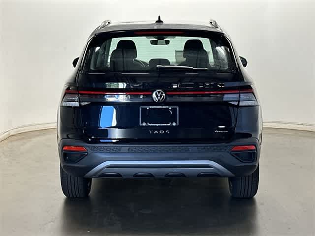 Thumbnail: 2025 Volkswagen Taos - 4