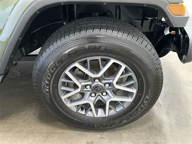 Thumbnail: 2021 Jeep Wrangler - 5