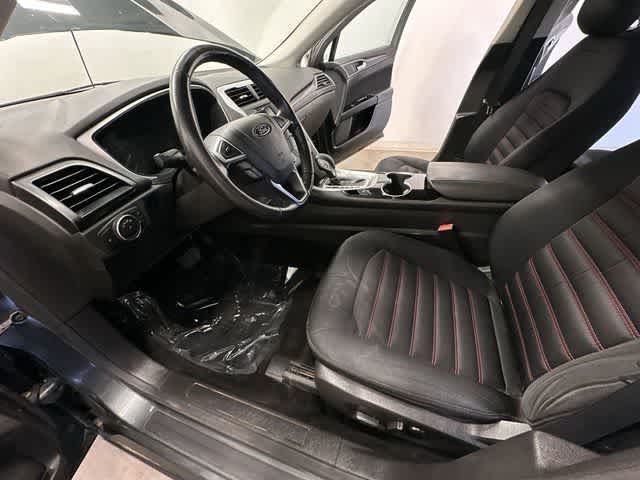 Thumbnail: 2015 Ford Fusion - 14