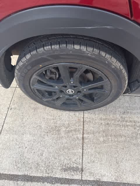 Thumbnail: 2021 Nissan Kicks - 5