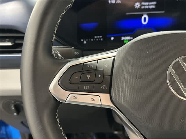 Thumbnail: 2023 Volkswagen Taos - 8