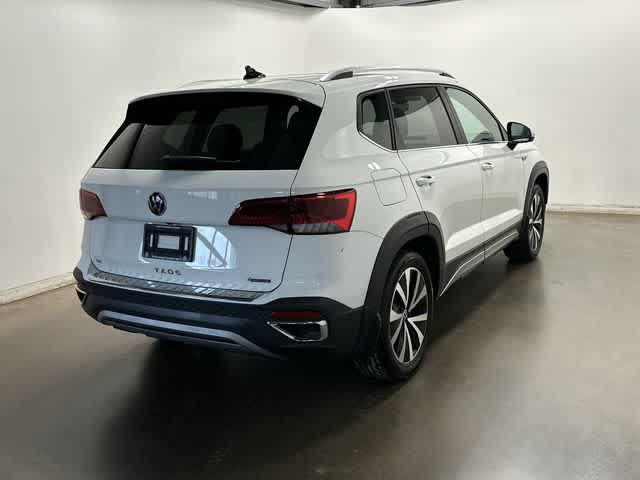 Thumbnail: 2023 Volkswagen Taos - 33