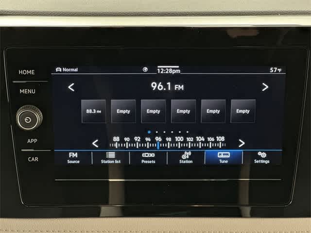 Thumbnail: 2025 Volkswagen Taos - 11