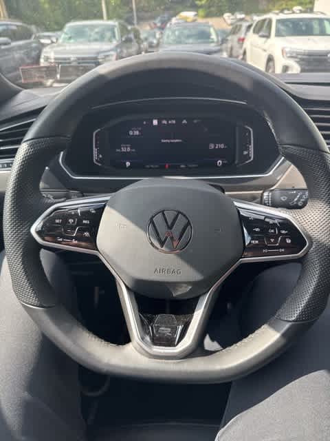 Thumbnail: 2024 Volkswagen Tiguan - 14