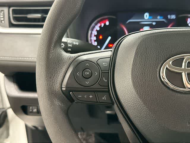 Thumbnail: 2023 Toyota RAV4 - 8
