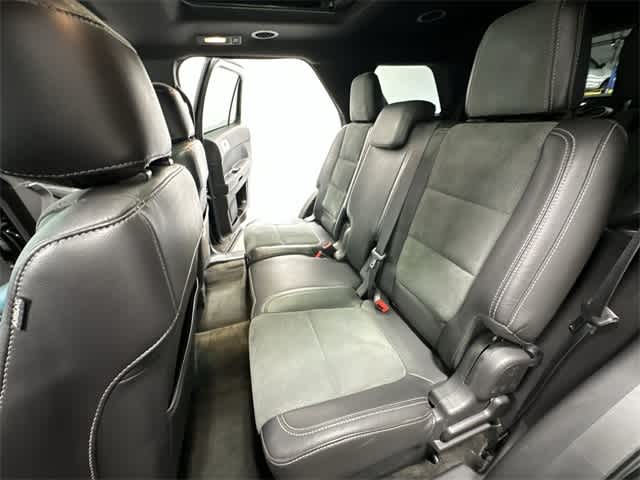 Thumbnail: 2015 Ford Explorer - 20