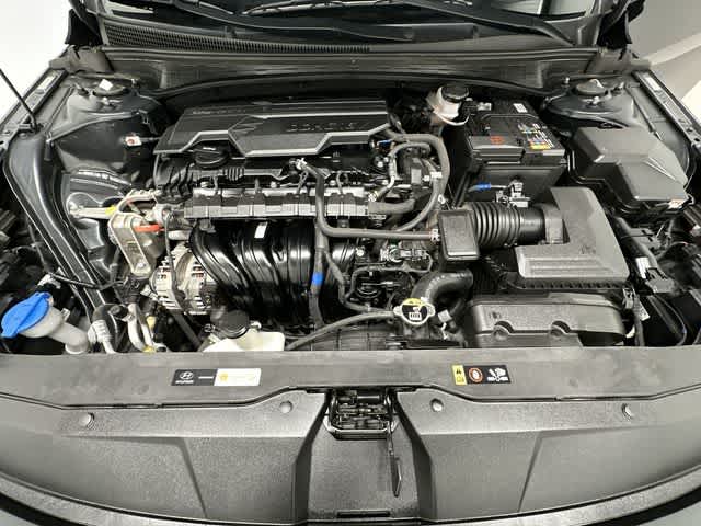 Thumbnail: 2023 Hyundai Elantra - 25