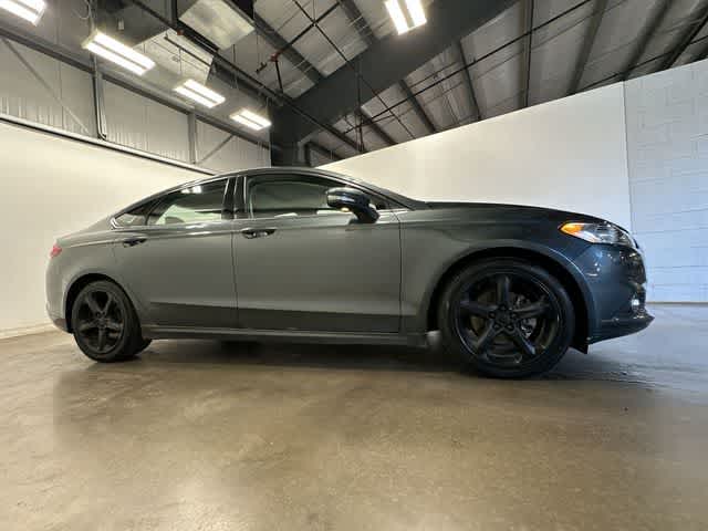 Thumbnail: 2015 Ford Fusion - 3