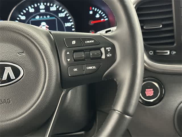 2018 Kia Sorento EX 9
