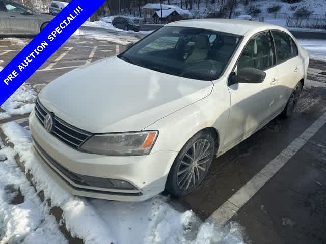 2016 Volkswagen Jetta Sport -
                  Moon Township, PA