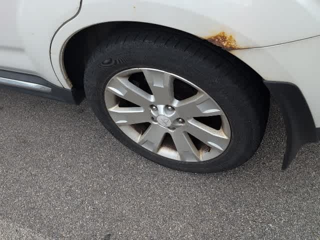 Thumbnail: 2010 Mitsubishi Outlander - 10