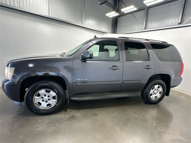 Thumbnail: 2010 Chevrolet Tahoe - 2
