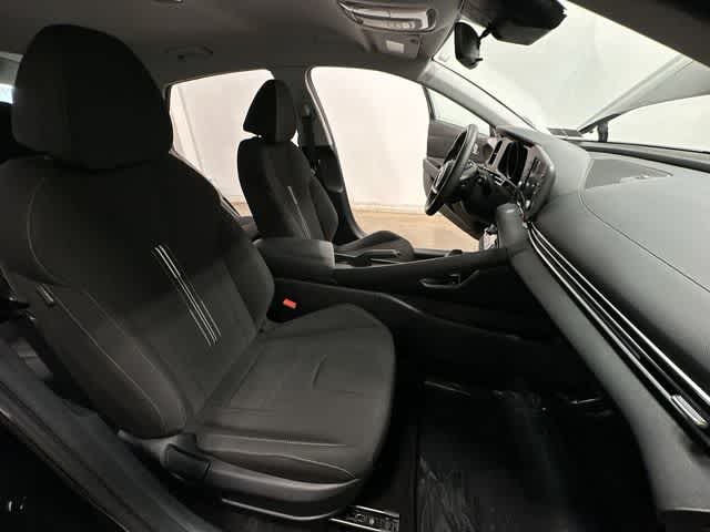 Thumbnail: 2023 Hyundai Elantra - 21