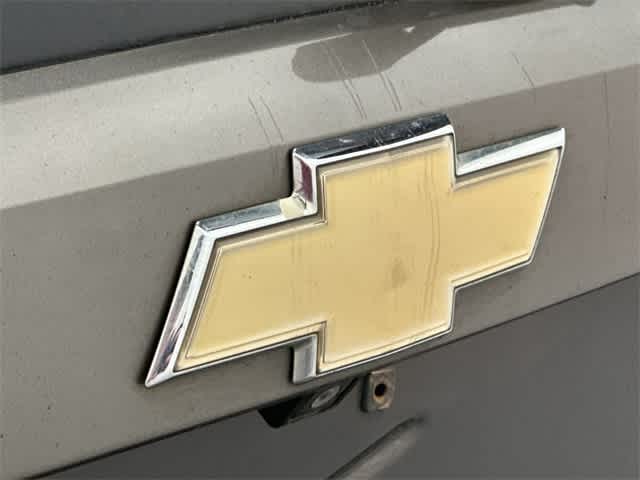 Thumbnail: 2010 Chevrolet Tahoe - 25