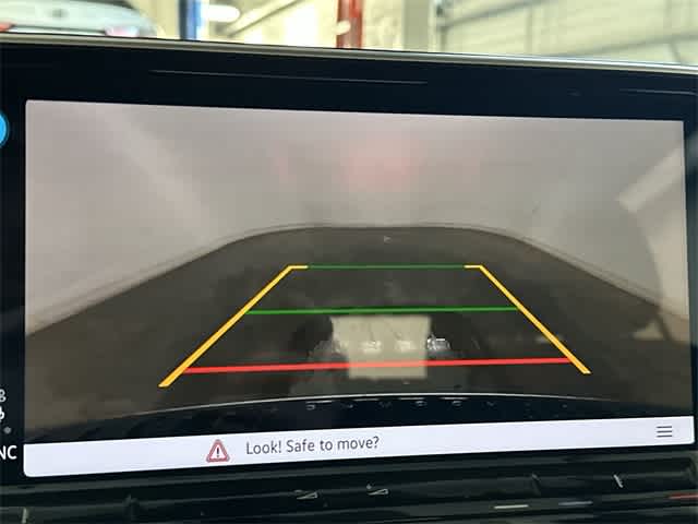 Thumbnail: 2025 Volkswagen Atlas - 13