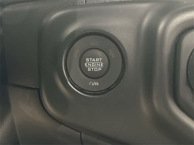 Thumbnail: 2022 Jeep Wrangler - 10